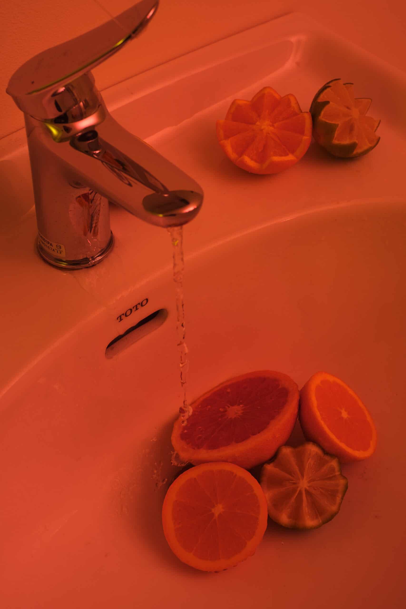 像是一個夜店的小便斗