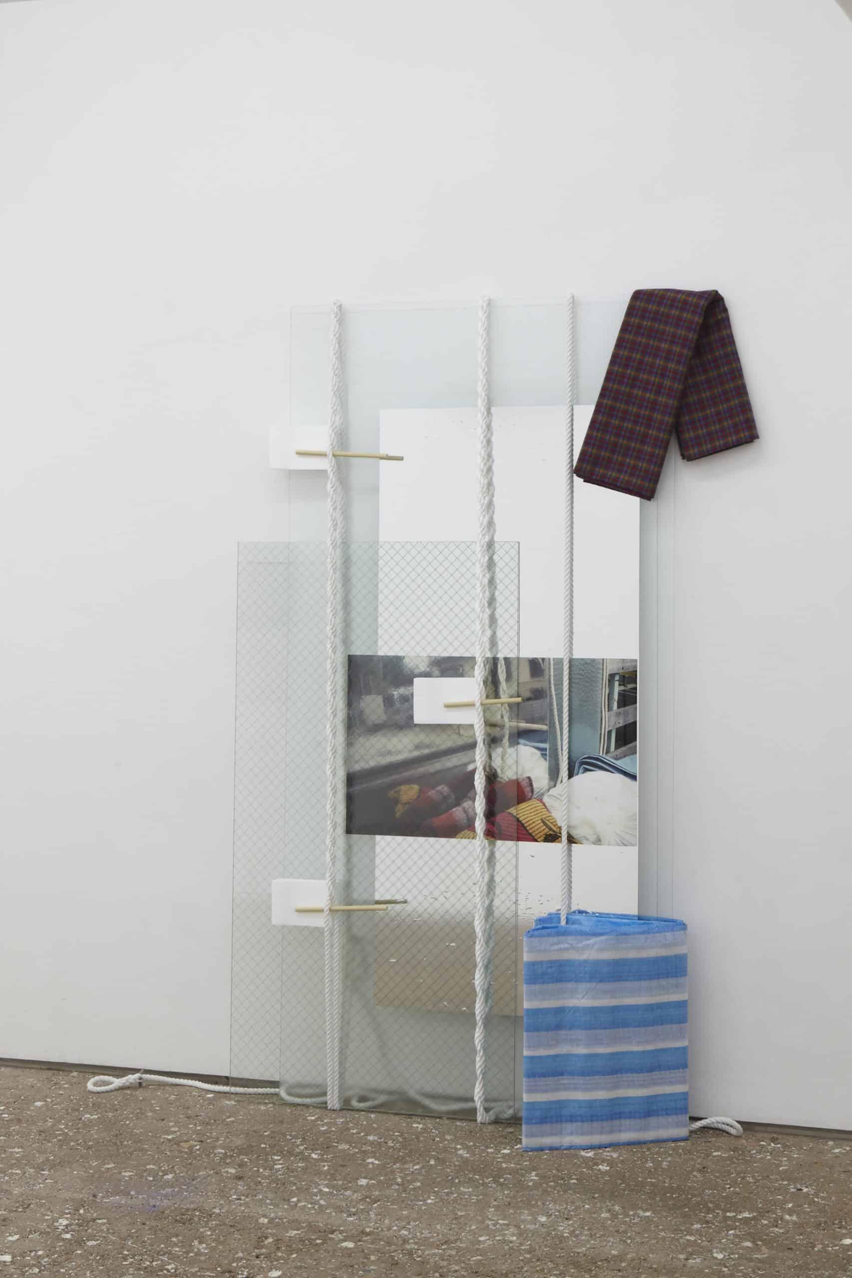 Photographs / Sculptures