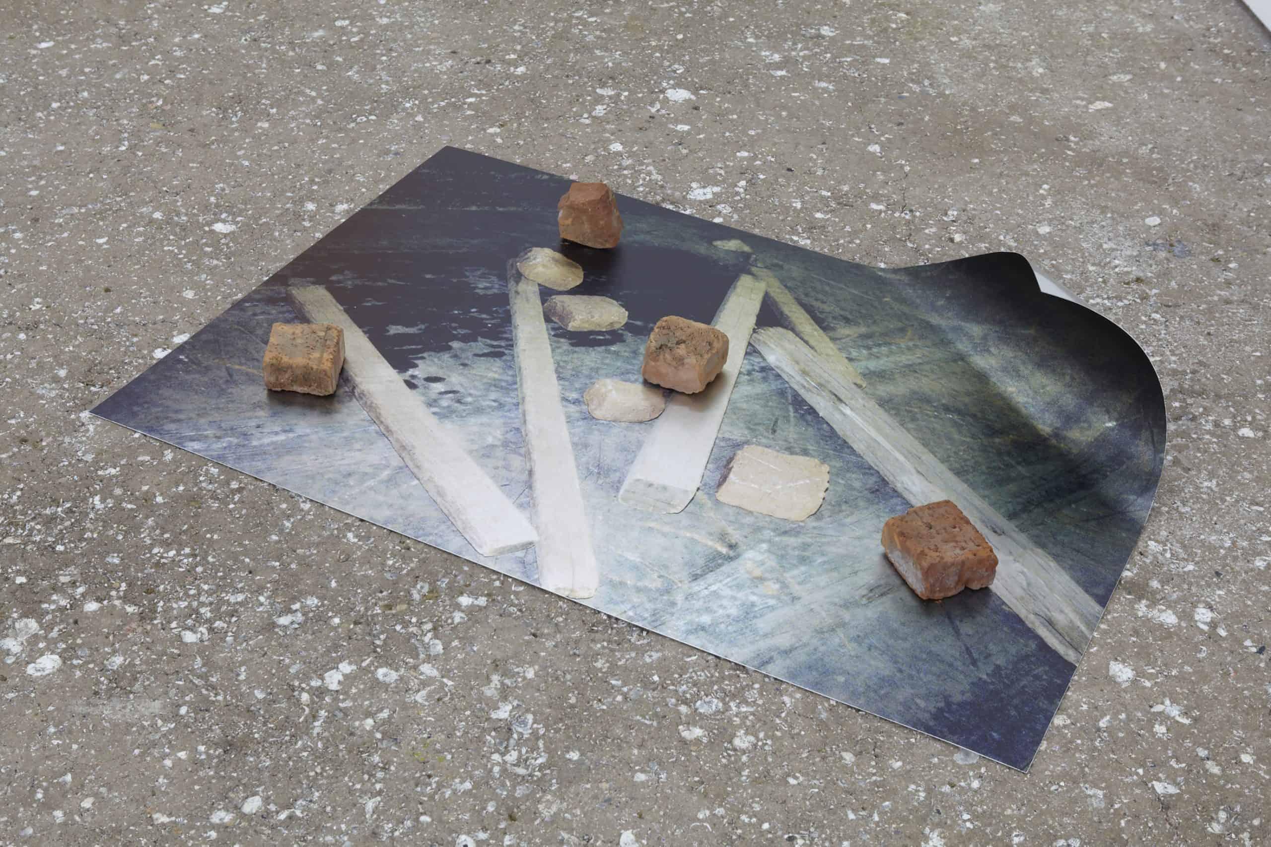 Photographs / Sculptures